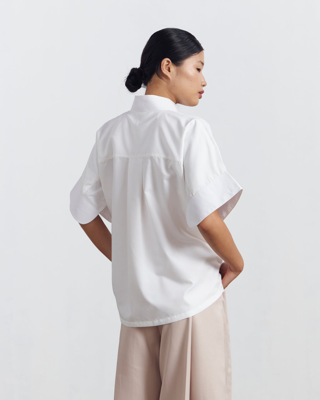 Vin Shirt [White]