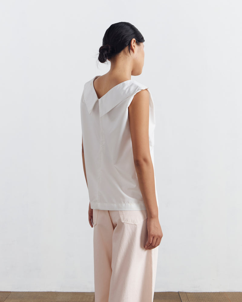 Albina Tank