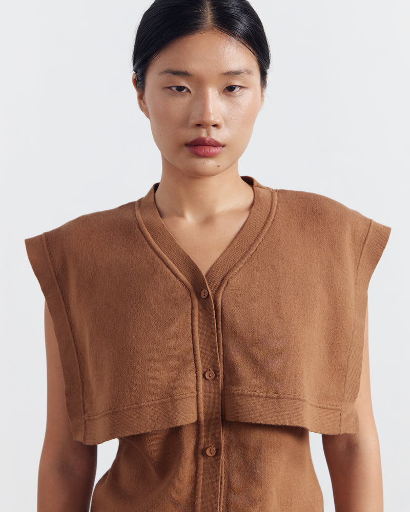Elke Vest [Brown]