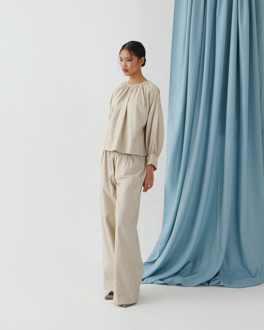 Serena Blouse [Sand]