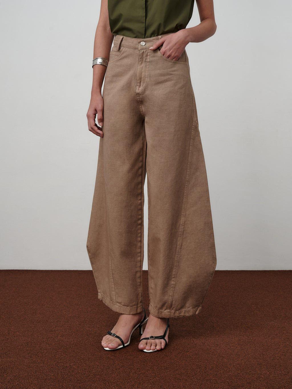 Amber Trousers [Beige]