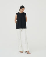 Damson Sleeveless Blouse [Black]