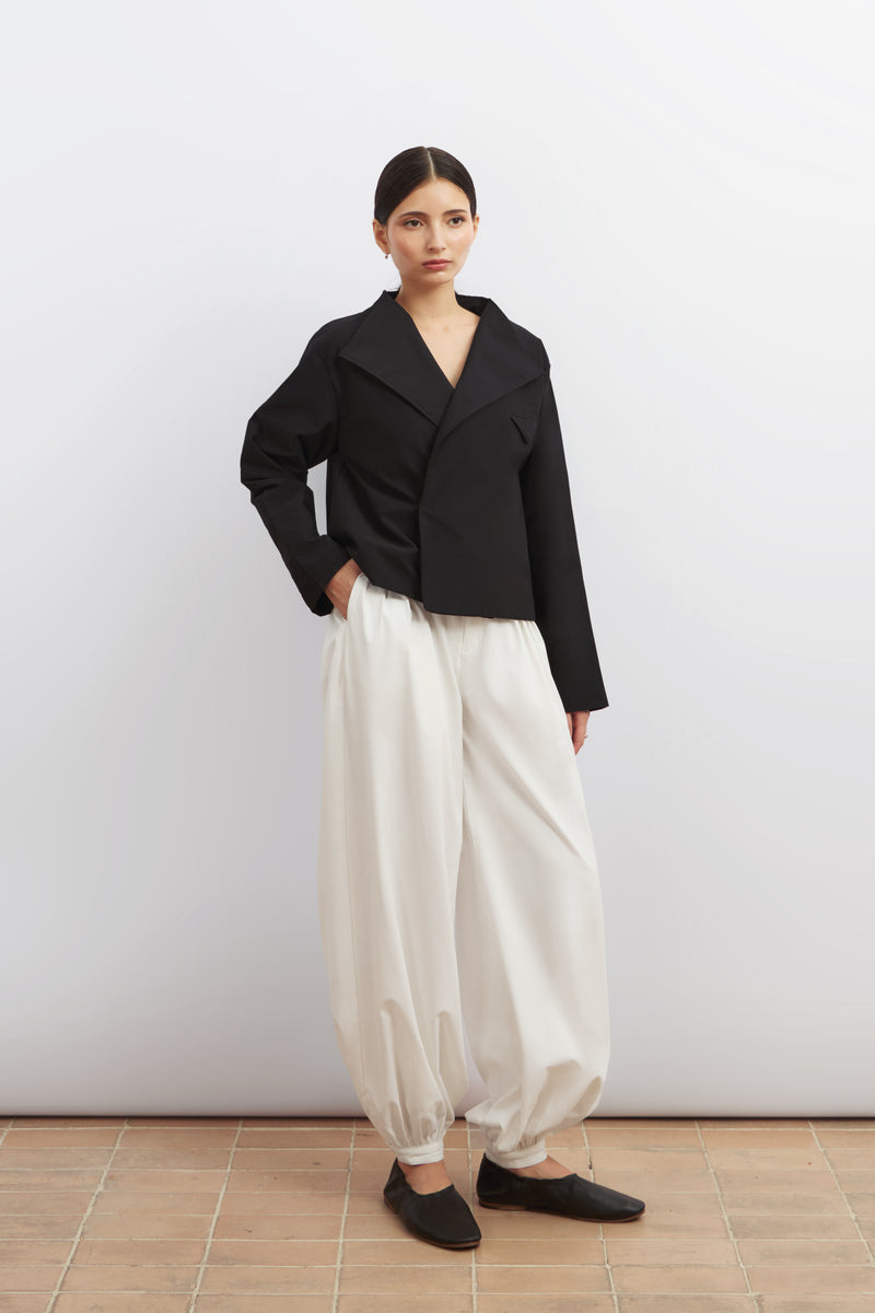 Leo Trench Coat [Black]